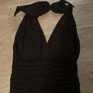 GUESS Halter top, ties around the neck, padded, side zipper…SUPER CUTE